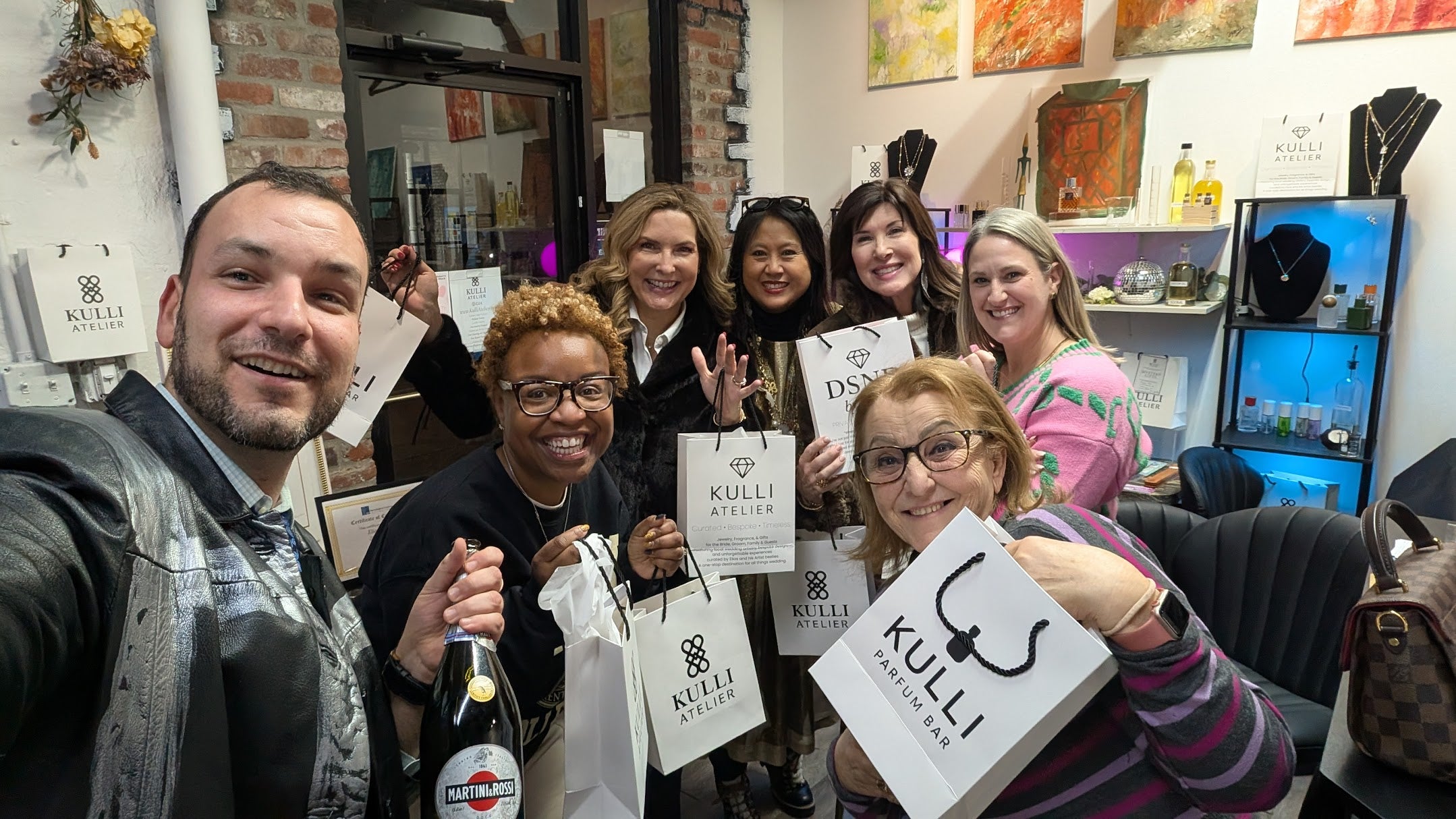 Perfume Party (Minimum 5 Guests)