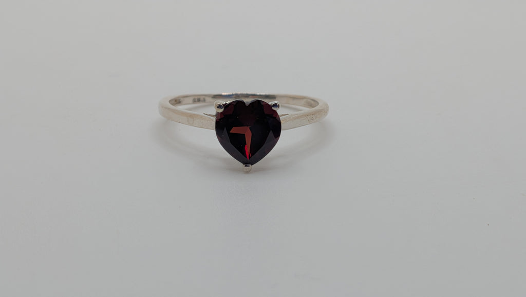 Sterling Silver Heart Garnet Ring Size 7