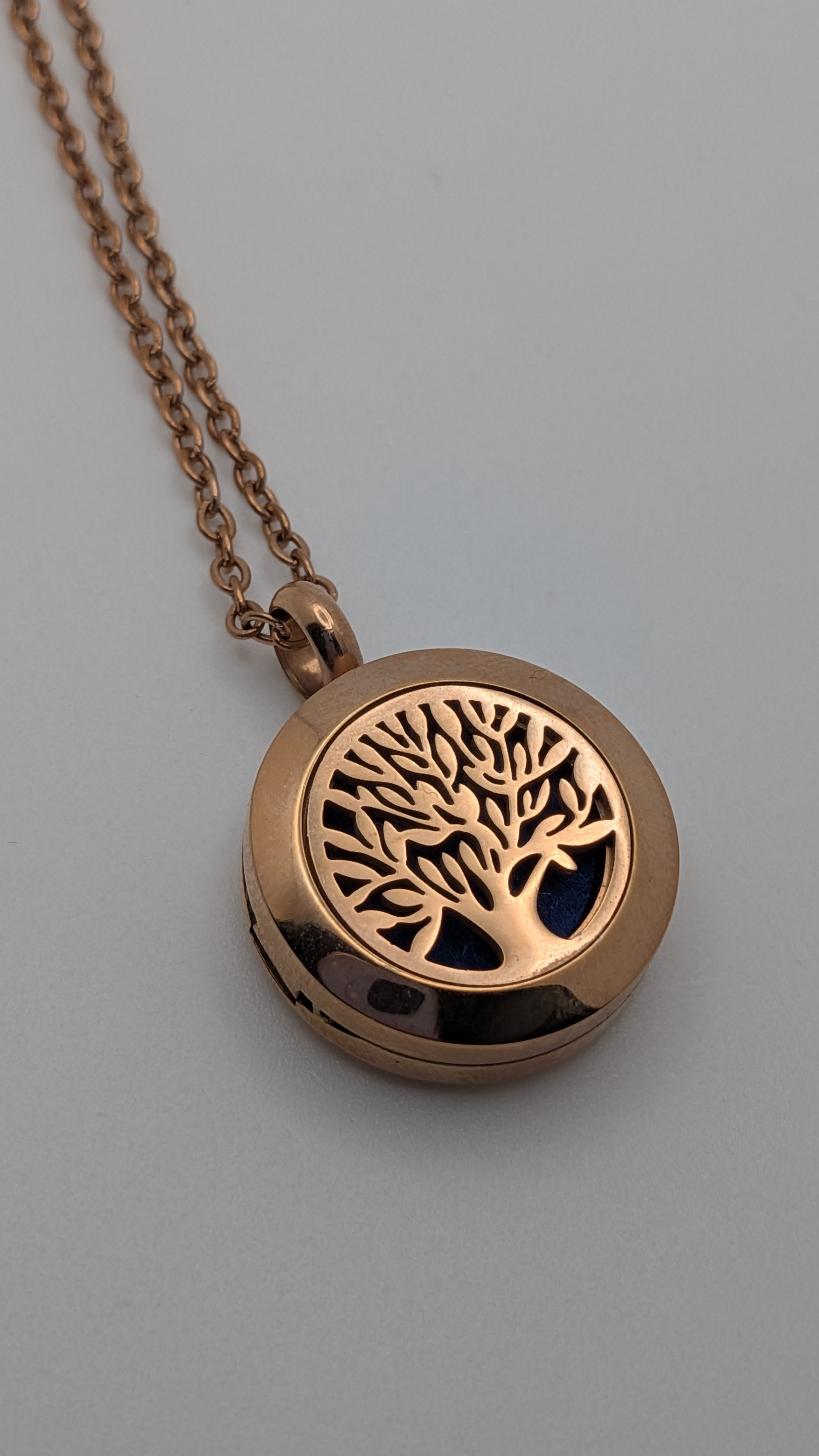 Kulli Rose Gold Perfume Necklace