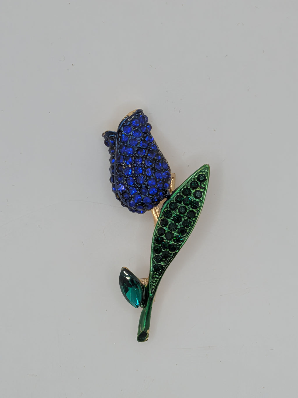 KULLI Atelier Vintage-Inspired Crystal Brooches Zinc alloy & crystal rhinestones $25