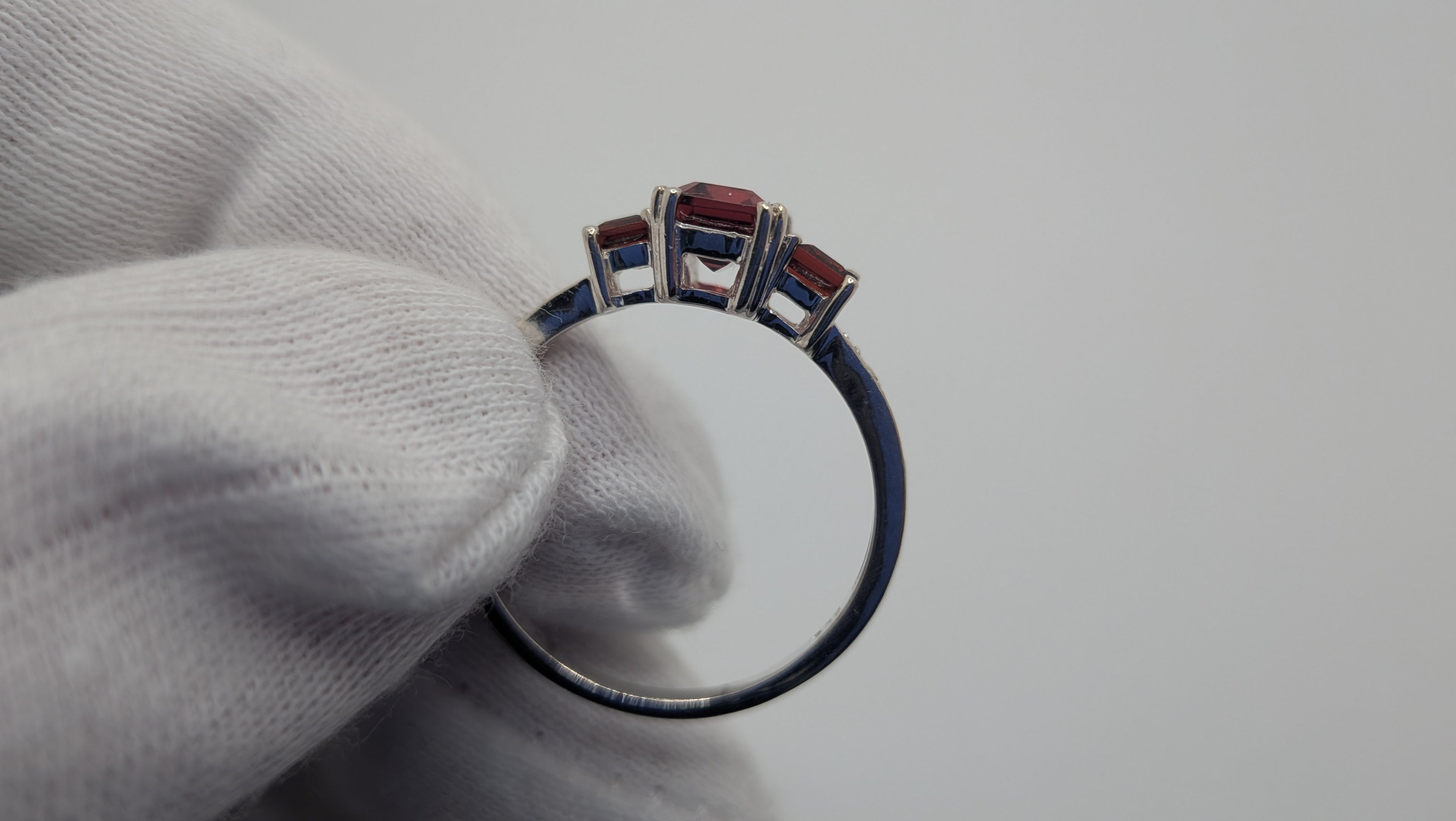 Sterling Silver Three Stone Emerald and Square Garnet Size 8