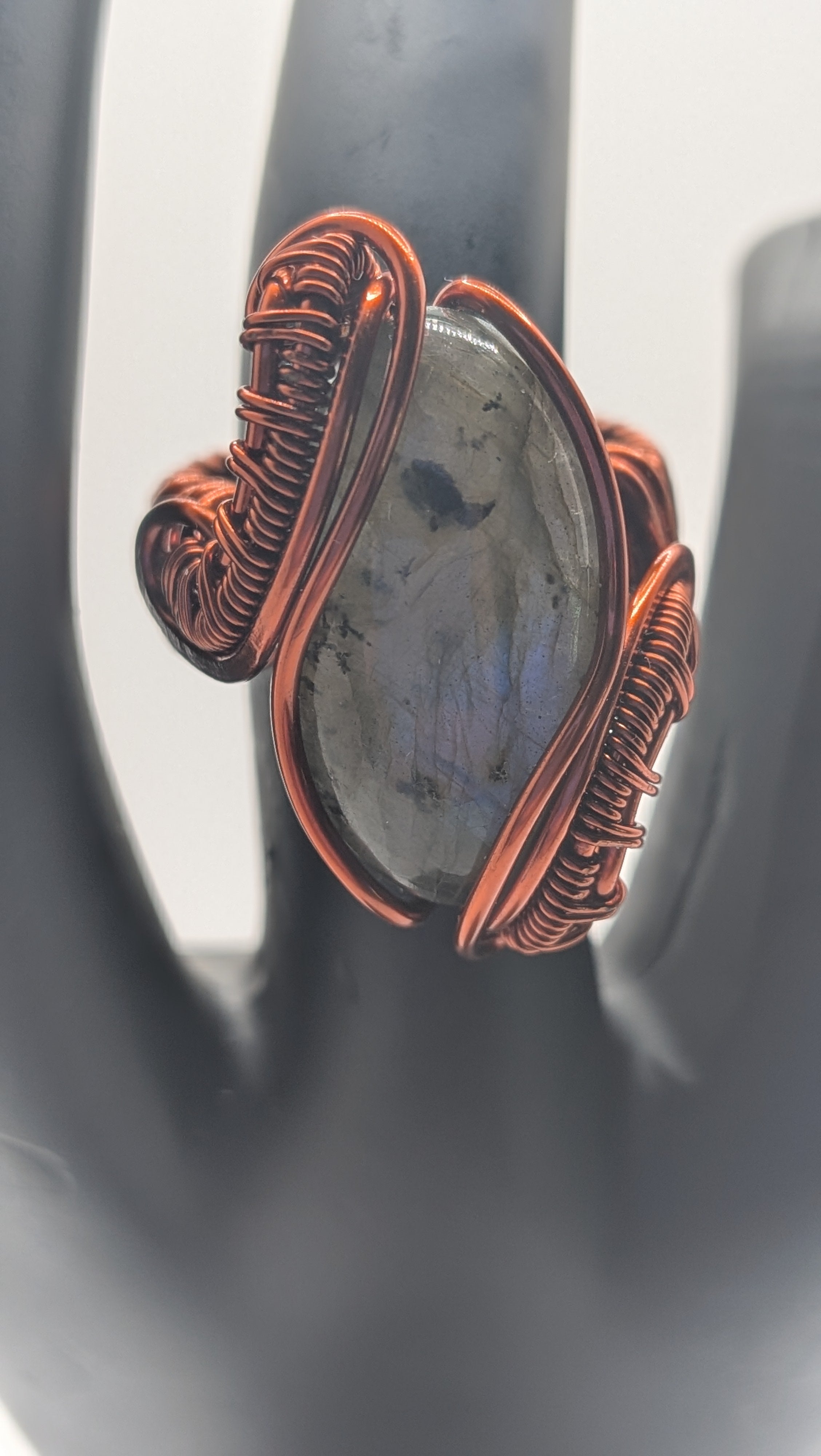 Wu-Sah Designs – Labradorite Copper Ring