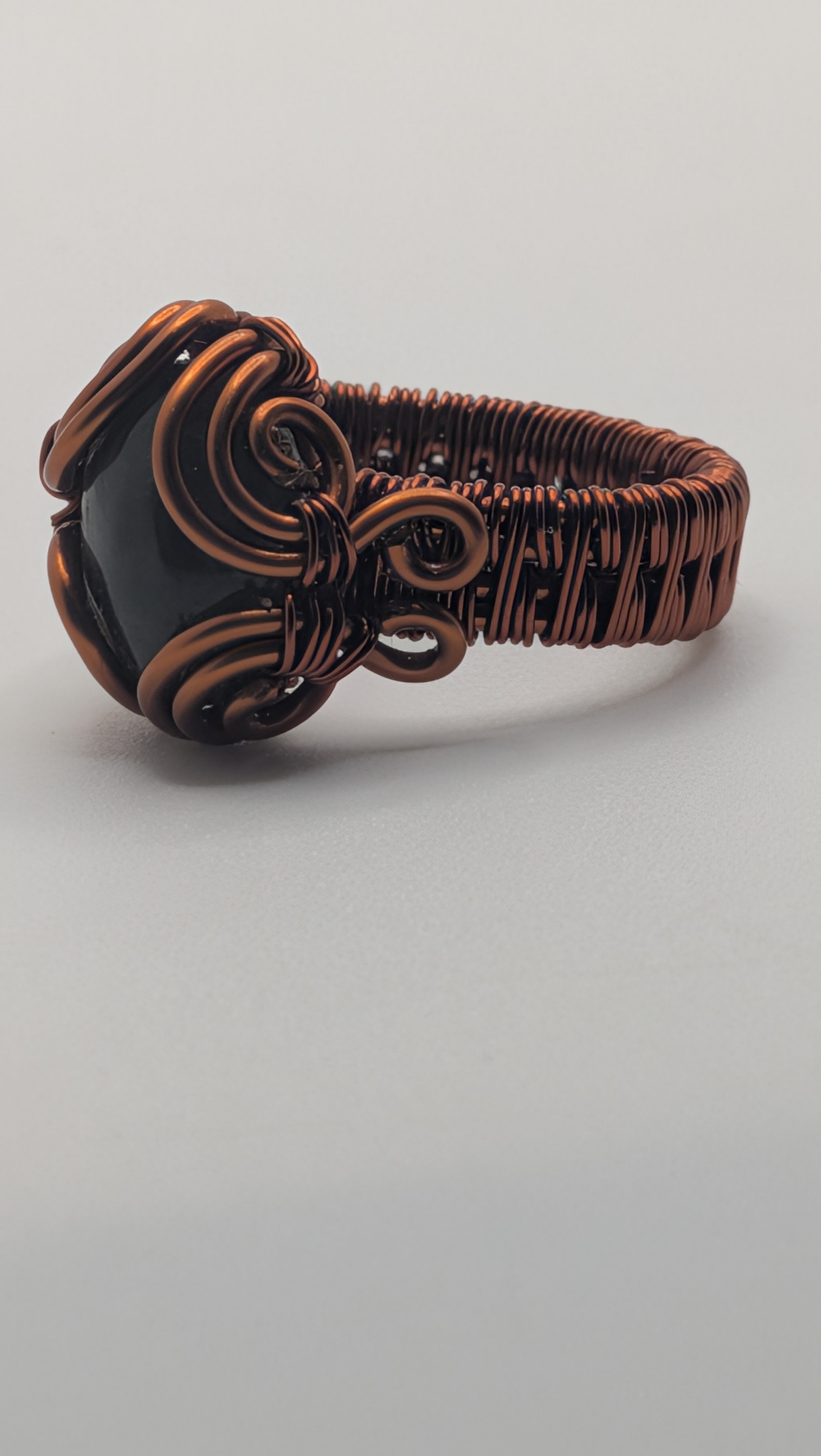 Wu-Sah Designs – Round Labradorite Copper Ring