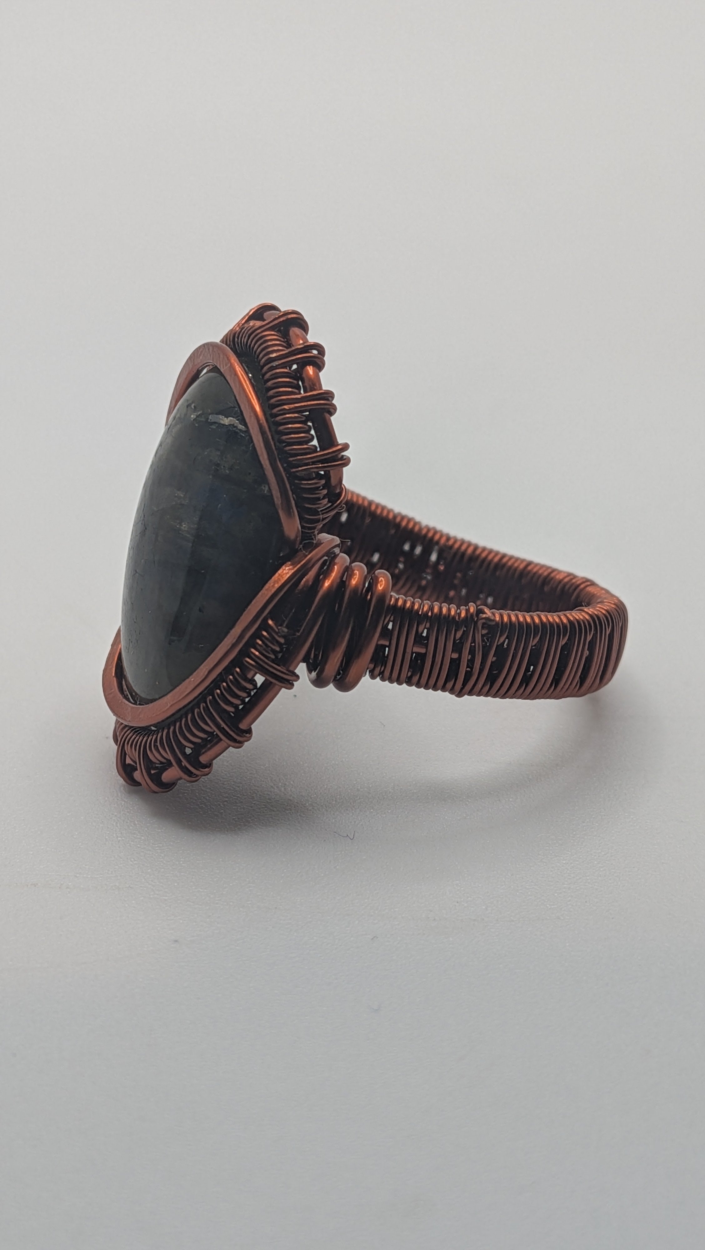 Wu-Sah Designs – Labradorite Copper Ring