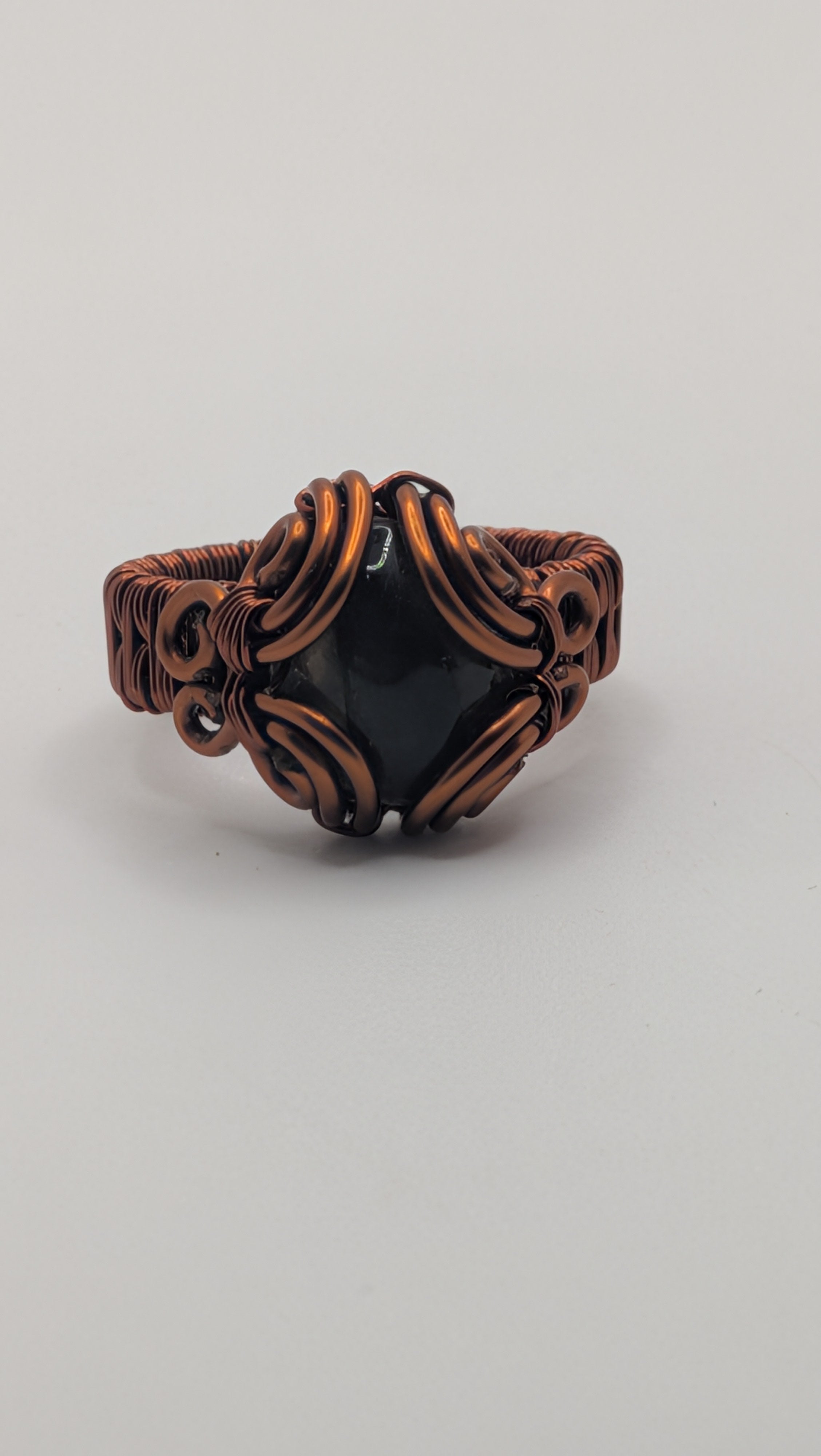 Wu-Sah Designs – Round Labradorite Copper Ring