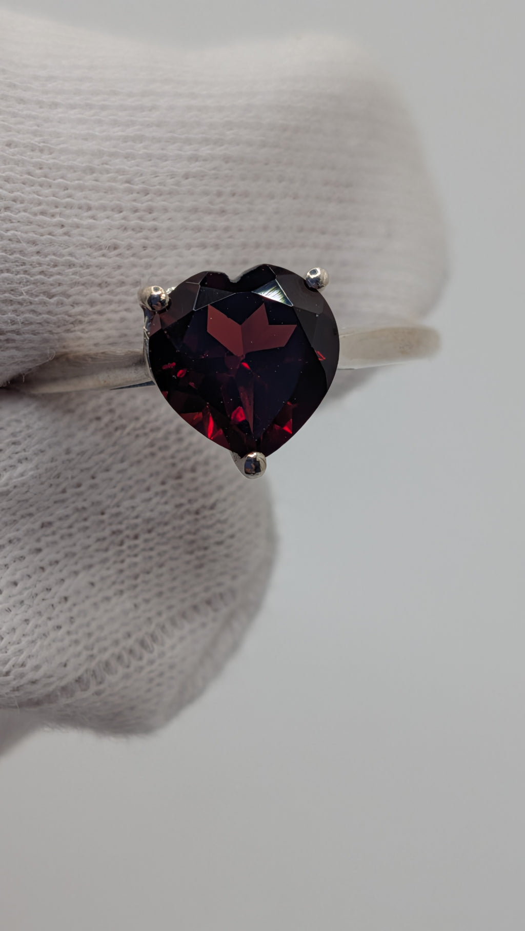 Sterling Silver Heart Garnet Ring Size 7