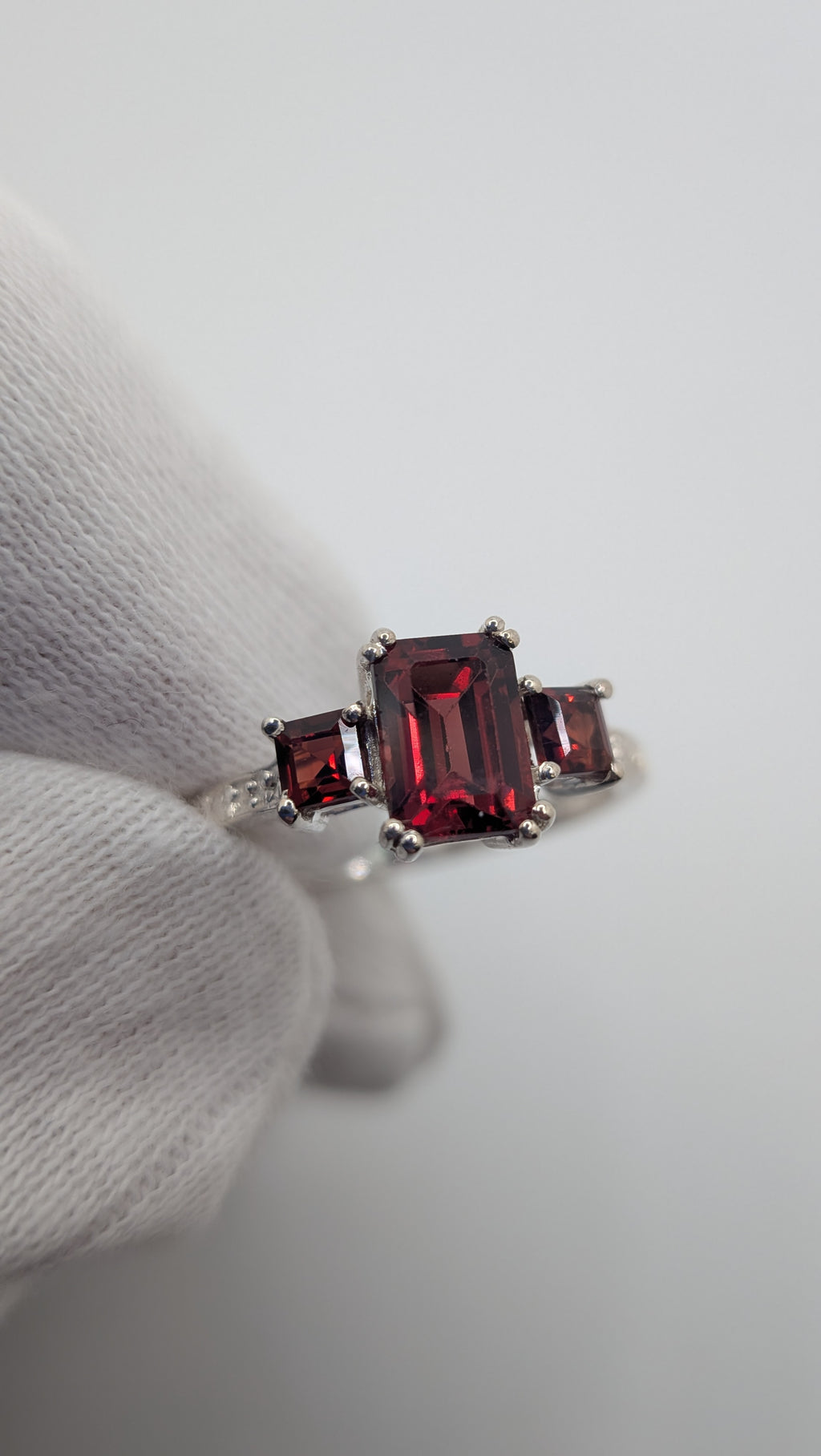 Sterling Silver Three Stone Emerald and Square Garnet Size 8