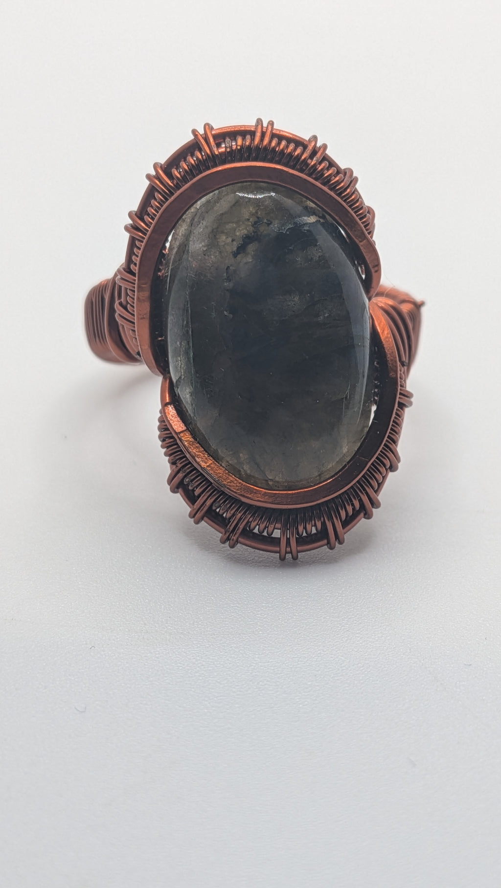 Wu-Sah Designs – Labradorite Copper Ring