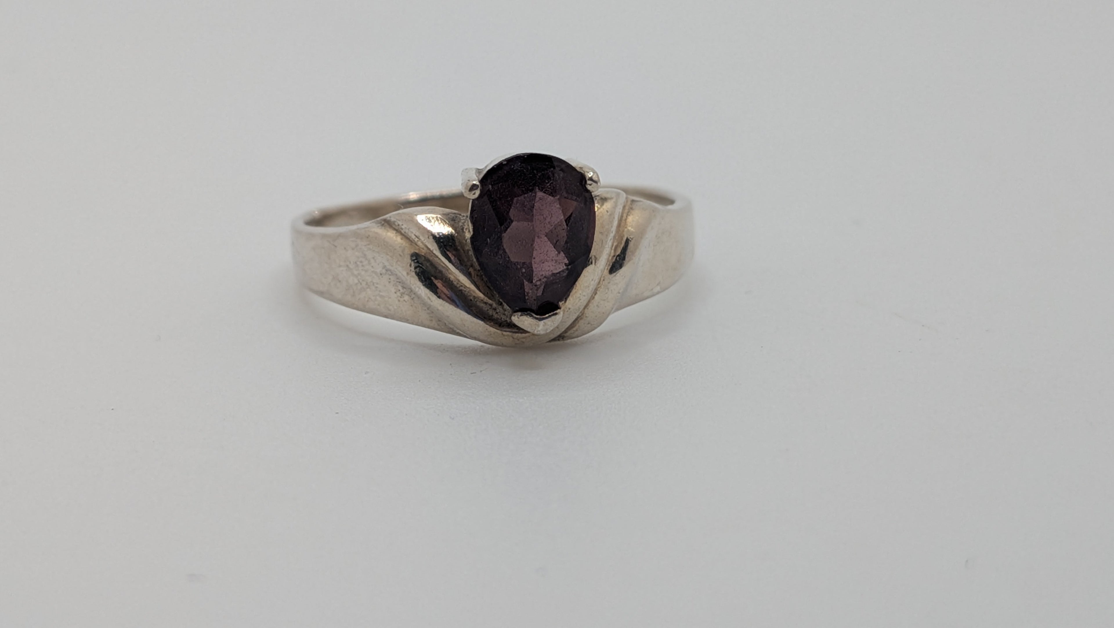 Sterling Silver Amethyst Ring Size 9