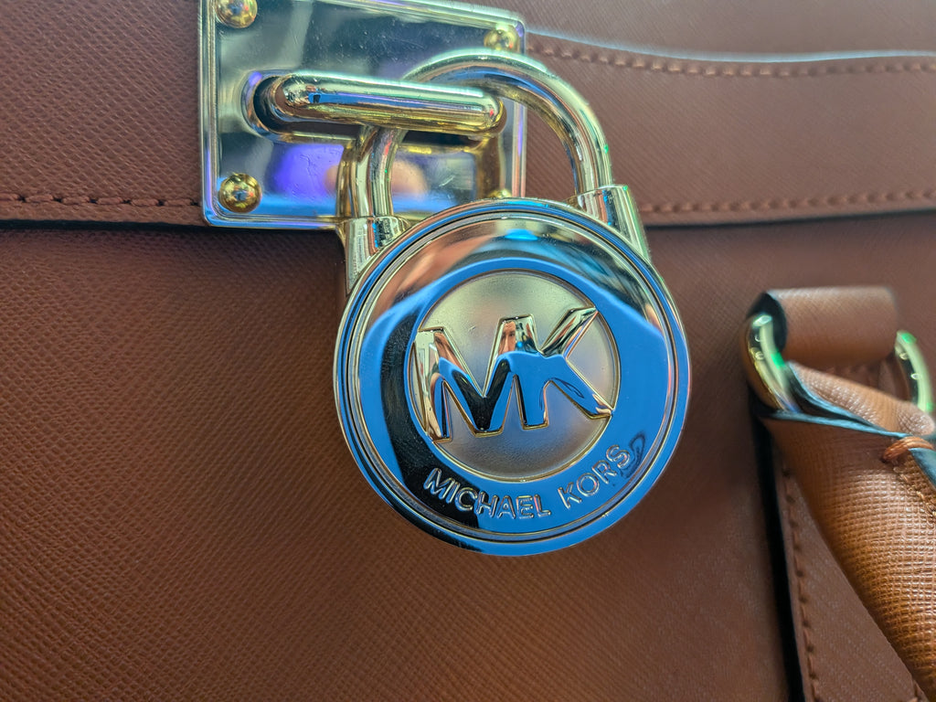 Michael Kors Hamilton Orange like brand new! $222
