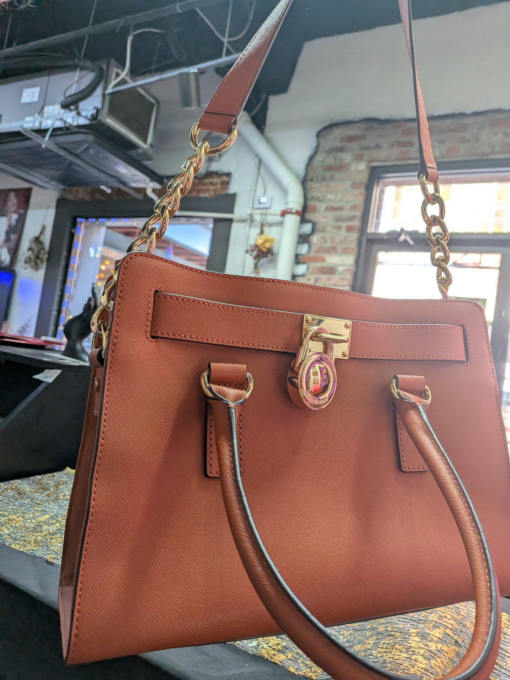 Michael Kors Hamilton Orange like brand new! $222