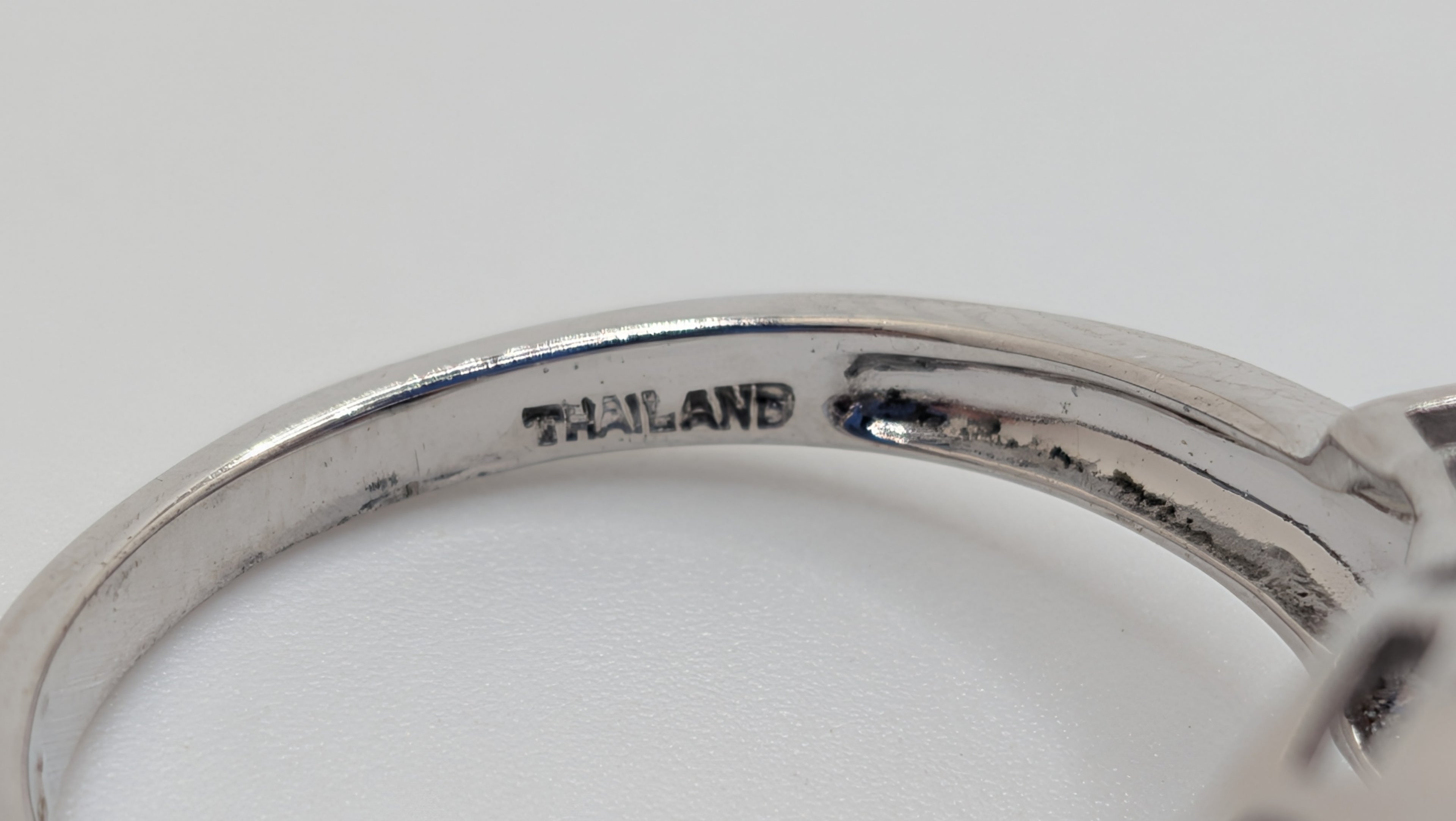 Sterling Silver Oval Garnet and Baguette Garnet Size 9