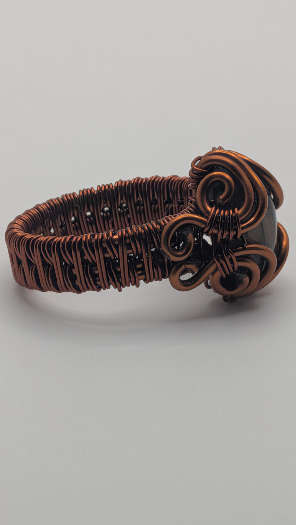 Wu-Sah Designs – Round Labradorite Copper Ring