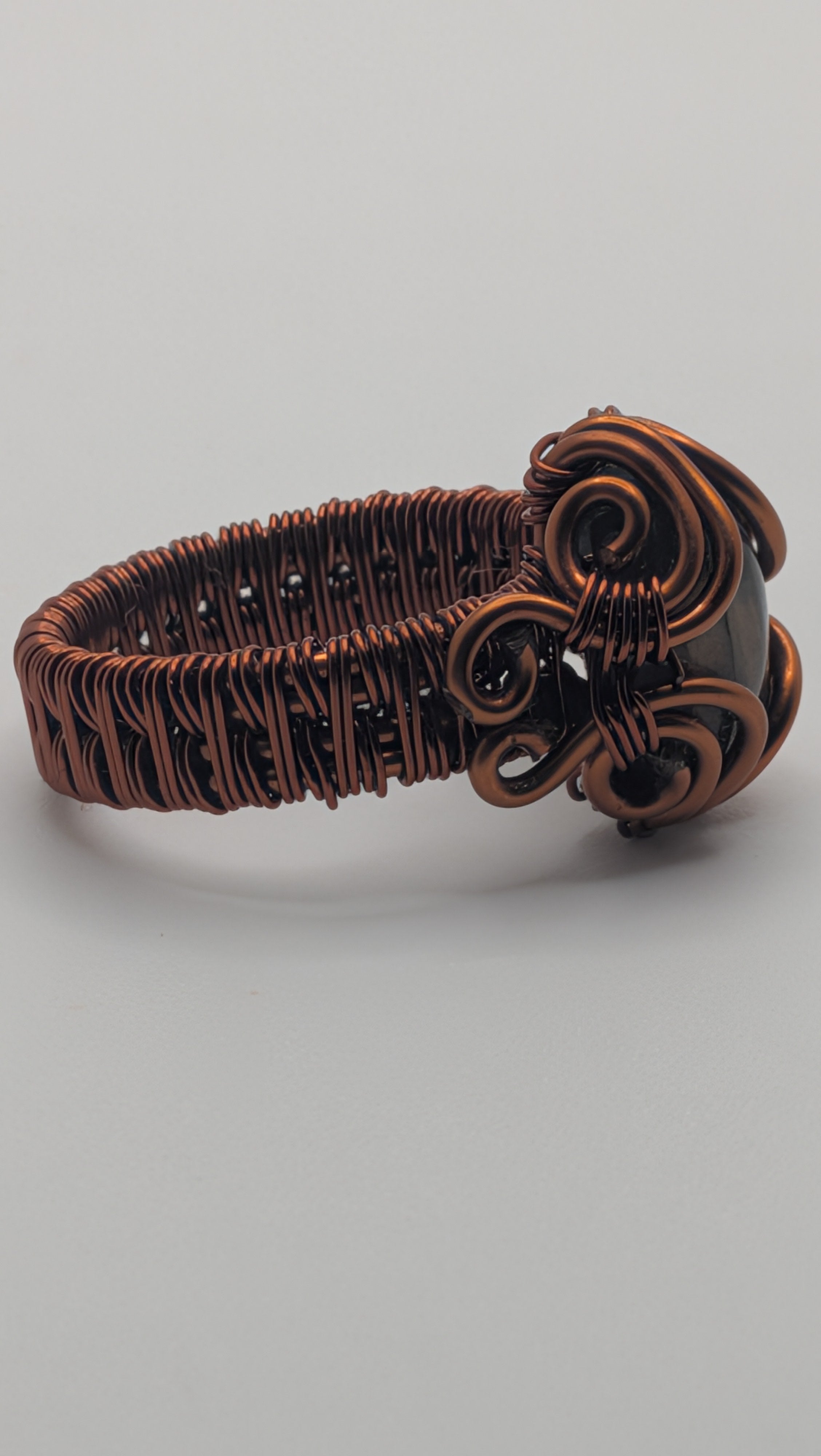 Wu-Sah Designs – Round Labradorite Copper Ring